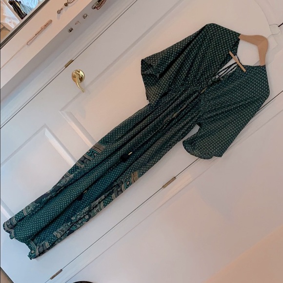 Kimono Style Dress - Picture 1 of 13